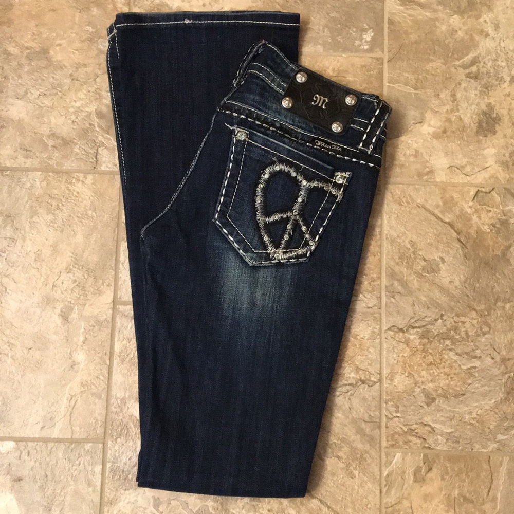 New Miss Me Jeans Sz 26 Heart rhinestone